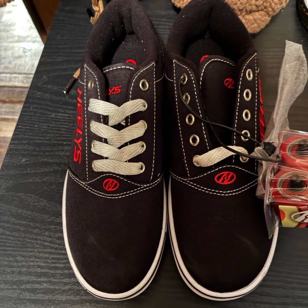 Heelys Black Sneakers with Red Logo and White Laces